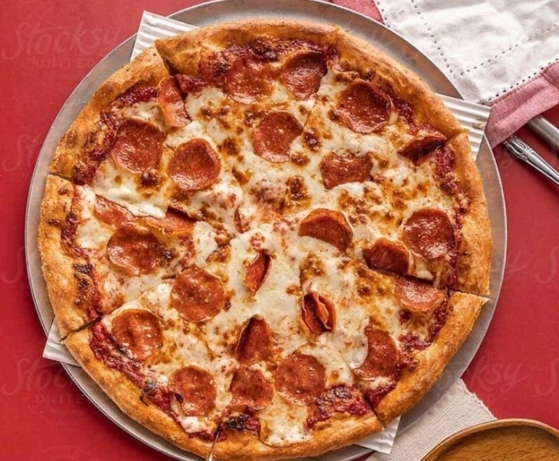 Chicken Salami Pizza