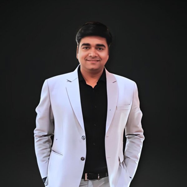 Praveen Ji Nayan